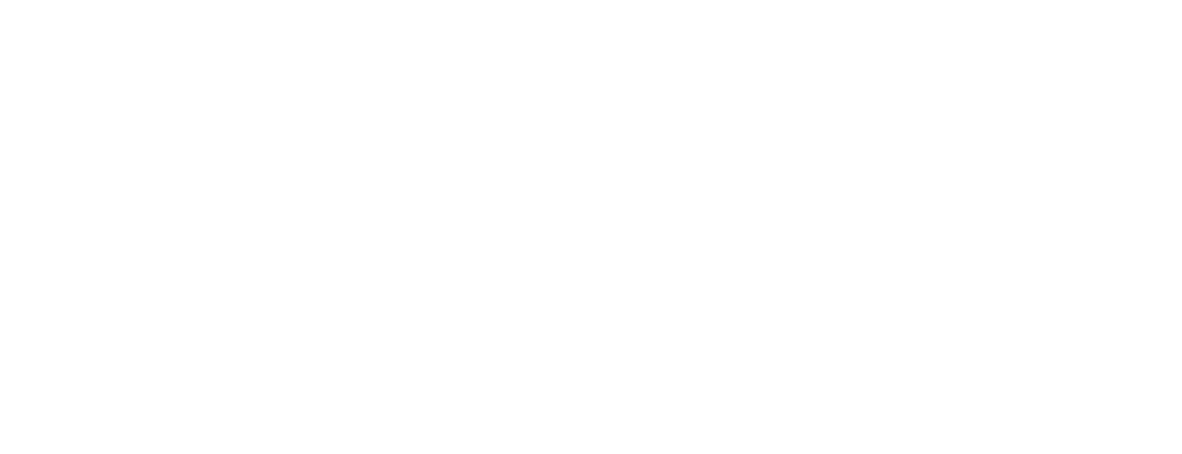 ドローンで屋根や太陽光パネルの点検も行っています。